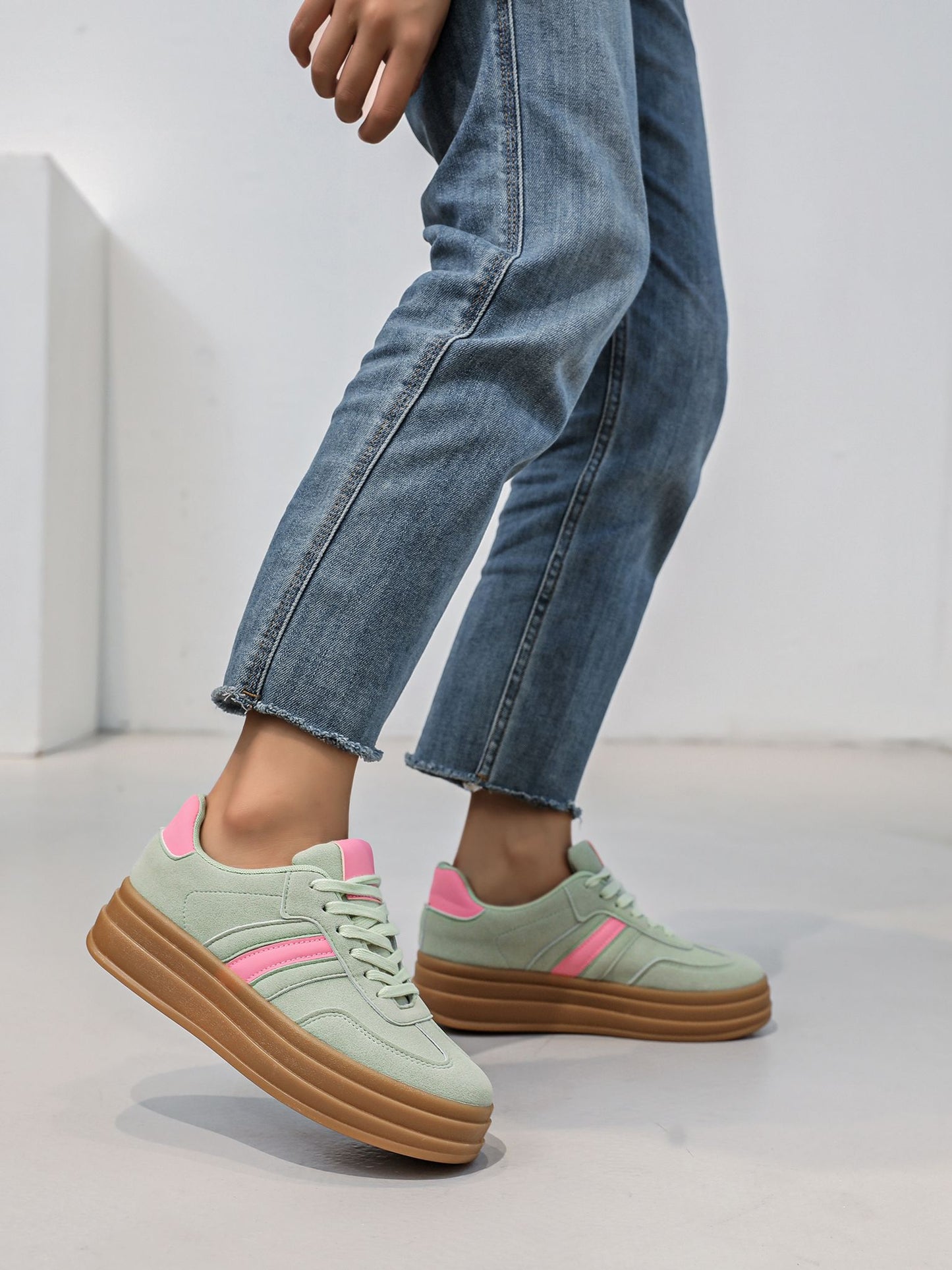 Nexsus Plus Ladies Women Avacado Green Faux Suede Lace Up Chunky Platform Trainers Size UK 3-8