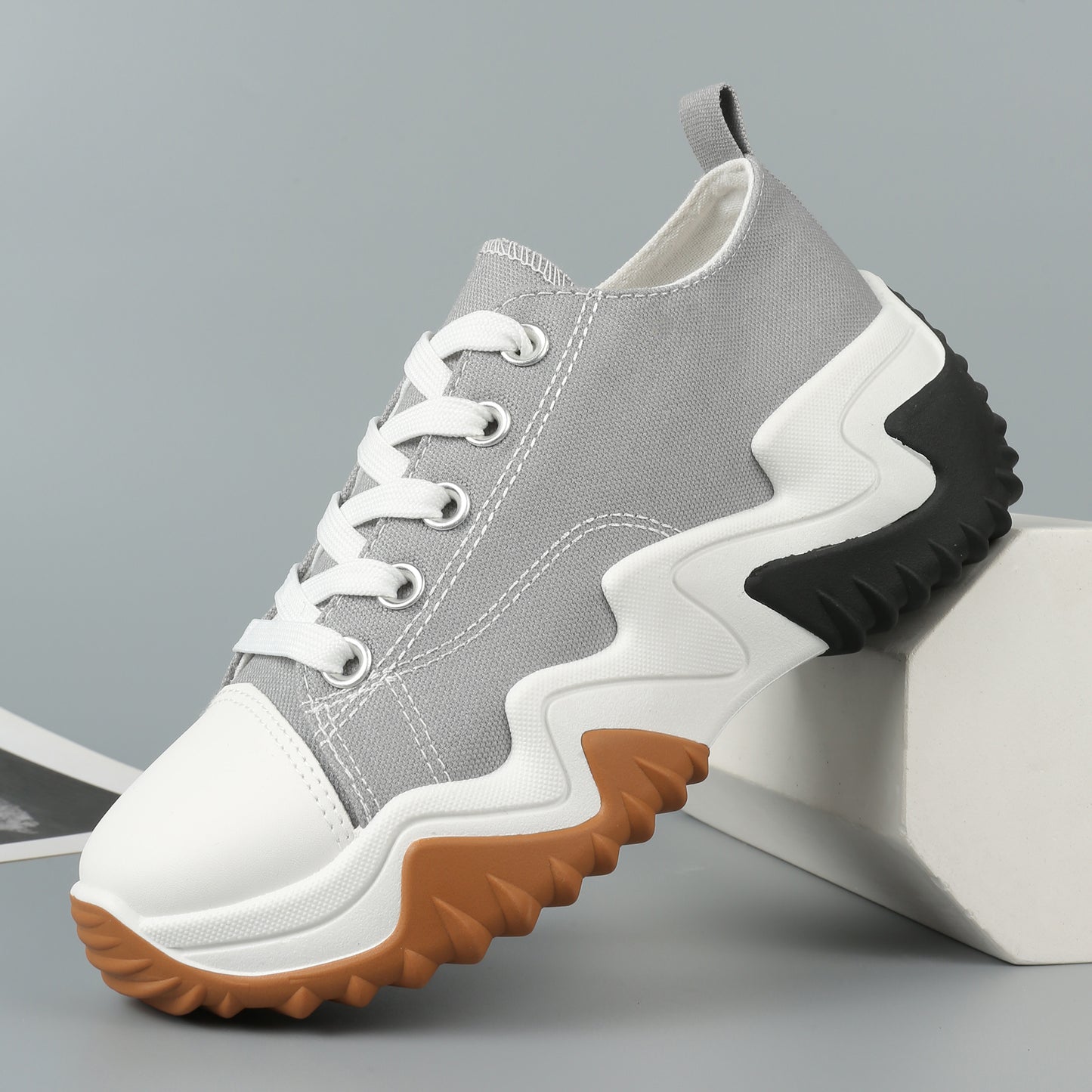Nexsus Plus Ladies L.Grey Low-Top Canvas Trainers Size Uk 3-8
